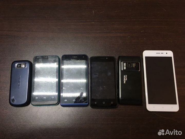 Запчасти для телефонов Samsung, Nokia