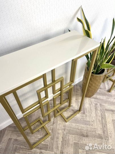 Консоль 65*22