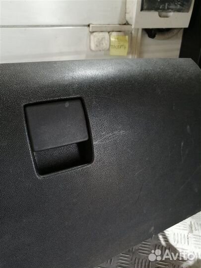 Бардачок Opel Astra H L69 Z16XER 2008