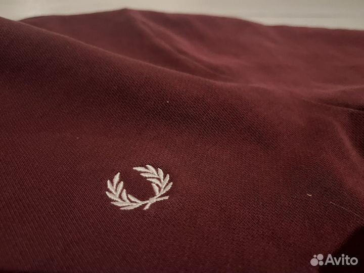 Свитшоты Fred Perry