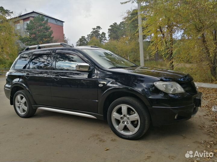 Mitsubishi Outlander 2.4 AT, 2007, 76 600 км