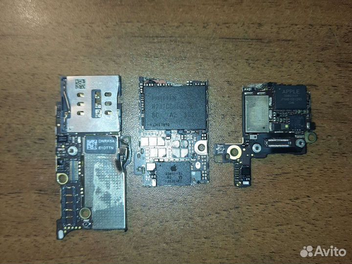 Материнские платы от iPhone 5 и 4