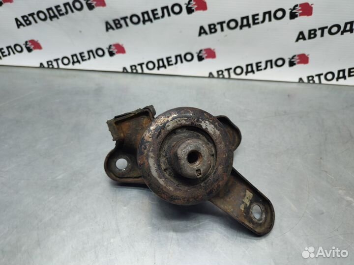 Подушка двс Toyota Camry V30 1992 г.в