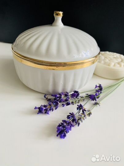 Фарфоровая масленка СССР