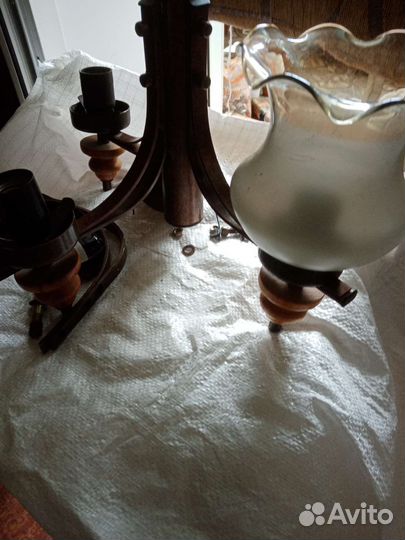 Плафоны, люстра бесплатно требующая ремонта