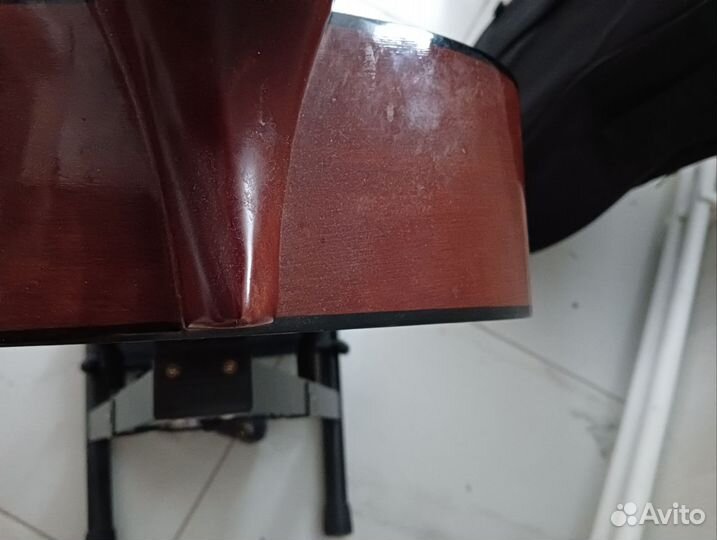 Классическая гитара yamaha c40