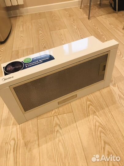 Кухонная вытяжка встраиваемая 60