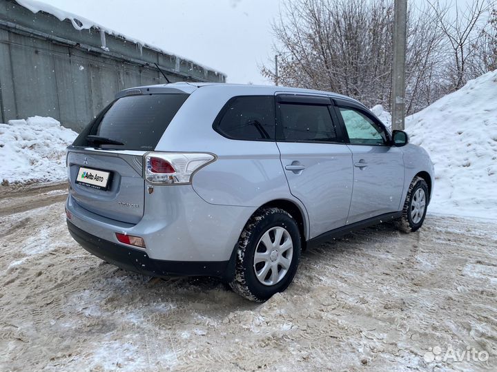 Mitsubishi Outlander 2.0 CVT, 2014, 112 000 км