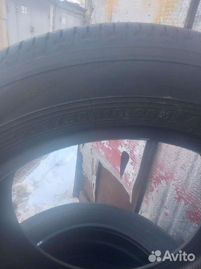 Yokohama 225/55 R18 98H