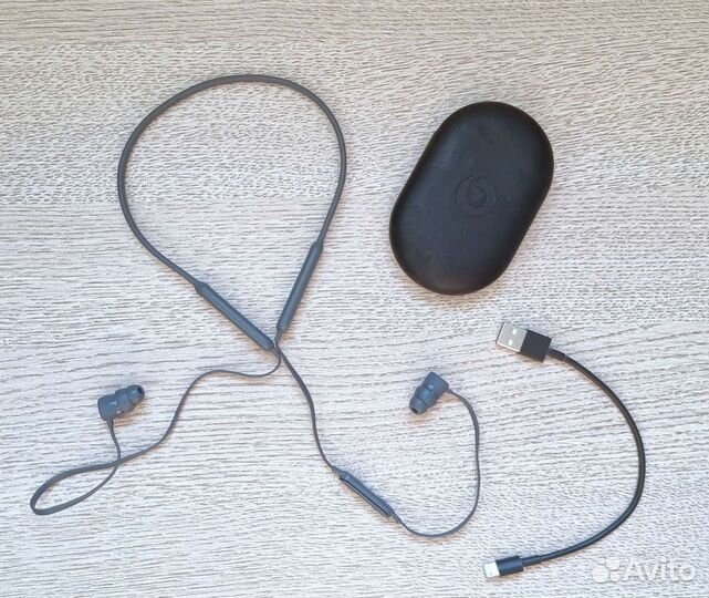Beats блютуз наушники гарнитура