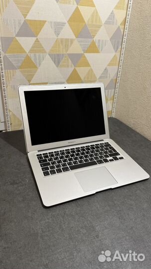 Apple Macbook Air 13