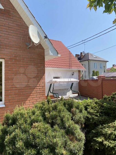 Коттедж 268,3 м² на участке 12 сот.