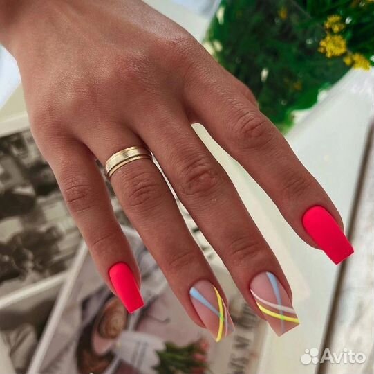 Модели на Наращивание, Маникюр, Педикюр