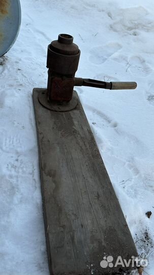 Сепаратор для молока ручной