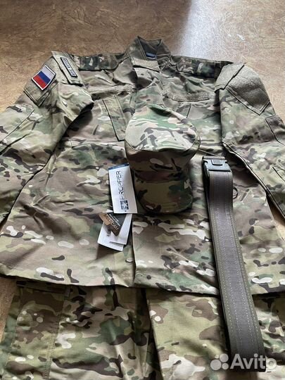 Комуфляжный костюм и обмундирование