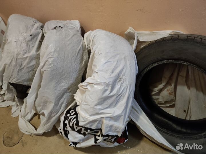 Triangle TR777 215/60 R16 95T