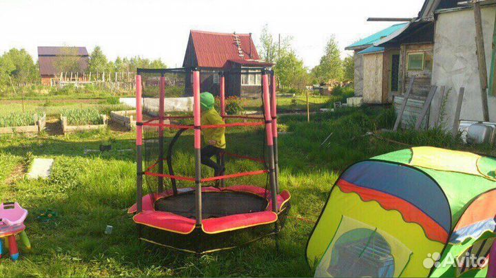 В Наличии Батут 140 см новые