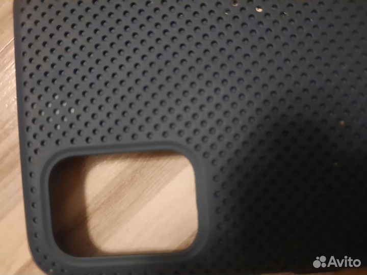 Чехол на телефон