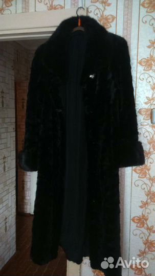 Продам норковую шубу