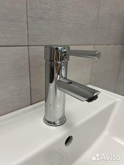 Смеситель с раковиной
