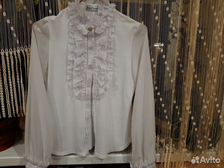 Блузка для девочки в школу