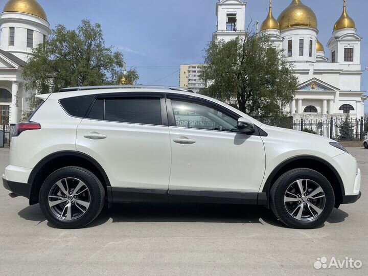 Toyota RAV4 2.0 CVT, 2018, 200 000 км