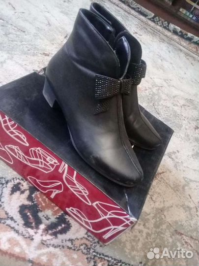 Ботинки женские