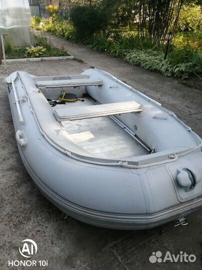 Лодка HDX 370 AL