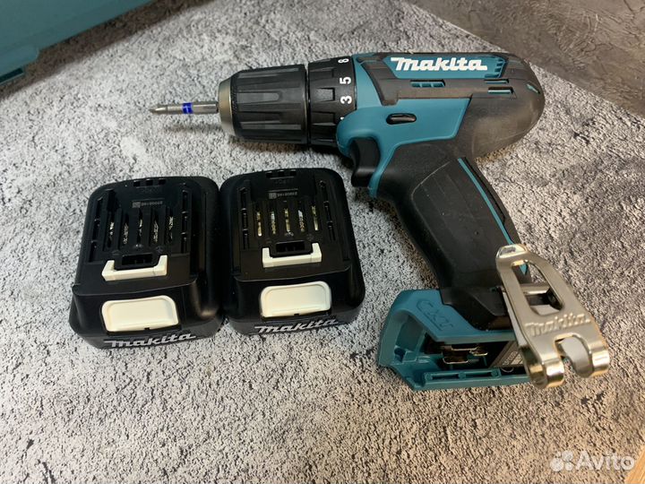 Шуруповерт Makita DF333D