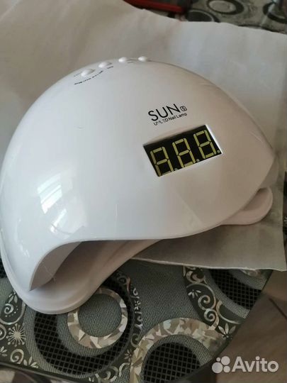 Лампа для сушки ногтей