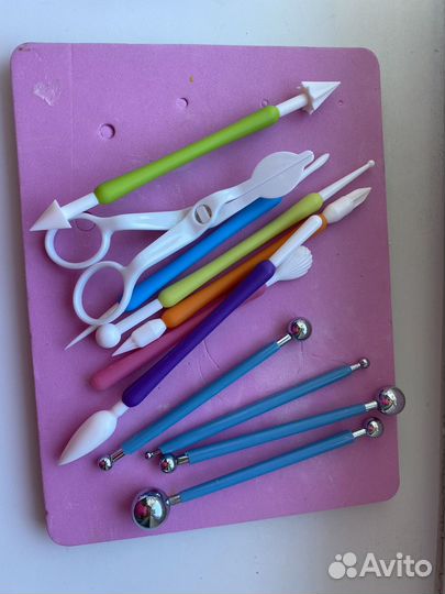 Мат и инструменты для мастики