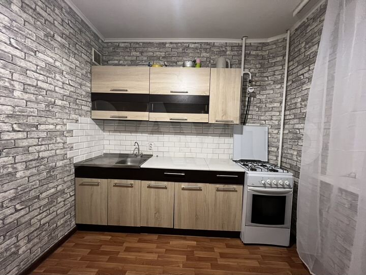 2-к. квартира, 50 м², 5/9 эт.