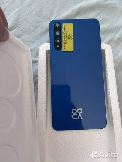 Задняя крышка на Nova 5t