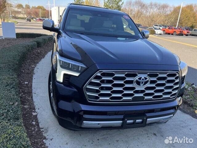 Toyota Sequoia 3.5 AT, 2024, 3 100 км