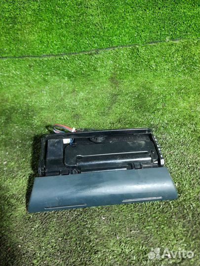 Пепельница Audi A6 C5 ALF (2.4) 1997