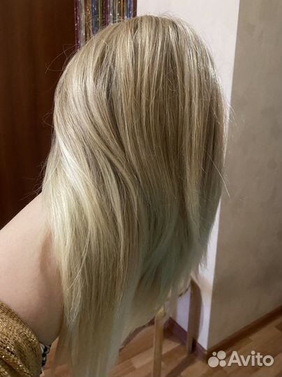 Парик бежевый блонд