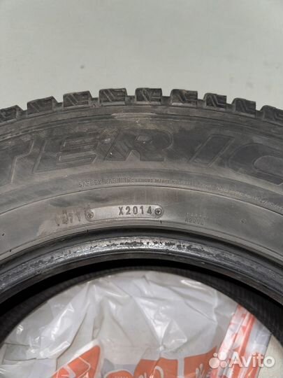 Dunlop SP Winter Ice 01 265/65 R17 112T