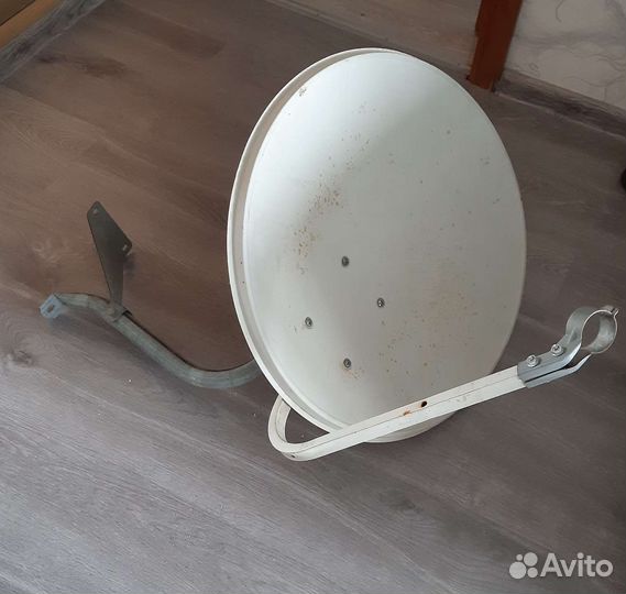 Антенна спутниковая