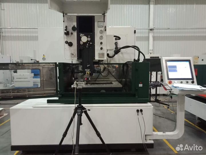 Электроэрозионный проволочно-вырезной AG560