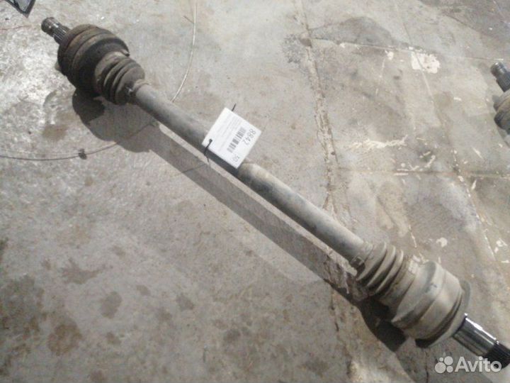 Привод задний Mercedes Benz C180 W204 27182030