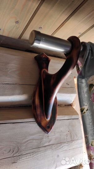 Держатель для карниза