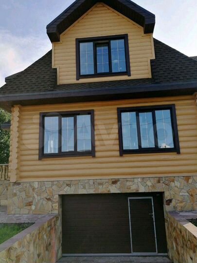 Коттедж 232 м² на участке 10 сот.