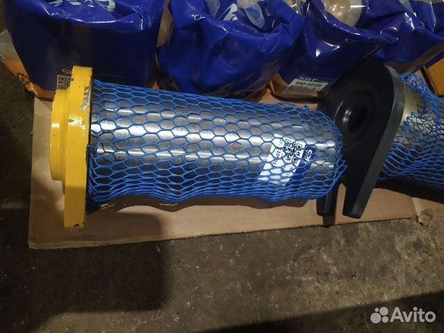 Палец 11090115 Погрузчик Volvo L60F