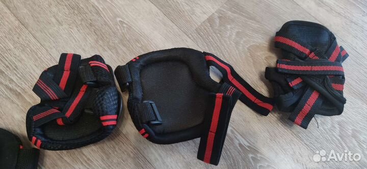 Наколенники