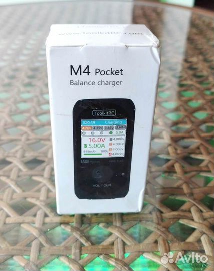 Зарядное устройство ToolkitRC M4 Pocket