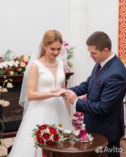Свадебное платье 42 44