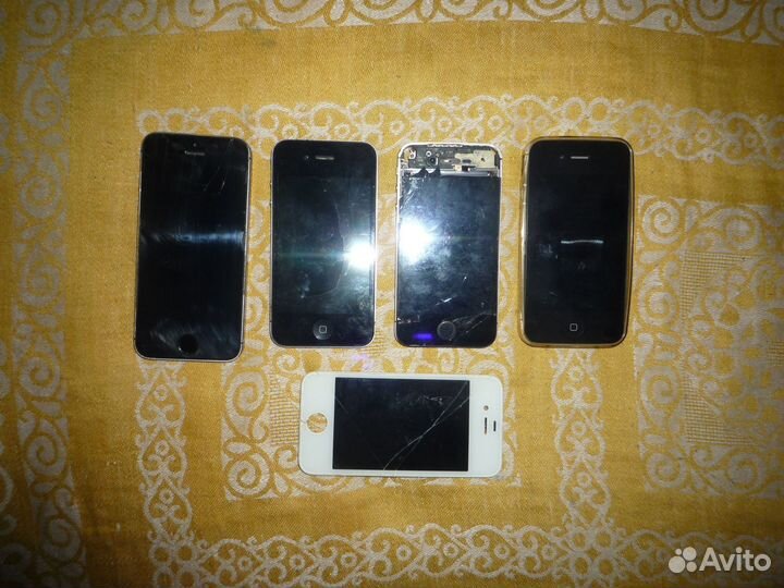 iPhone 4S 5S на запчасти 4 штуки одним лотом