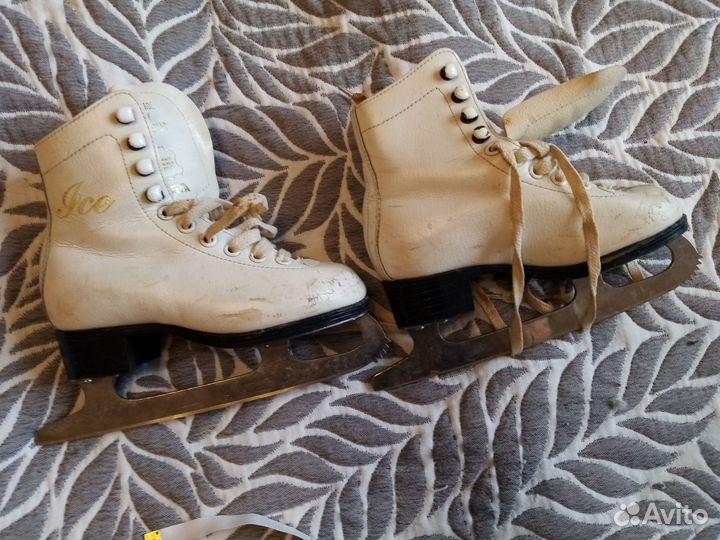 Коньки фигурные 30 размер
