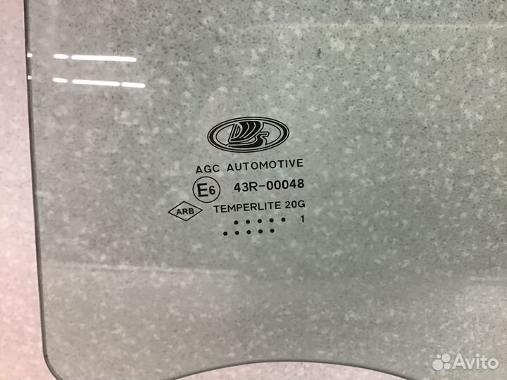 Стекло двери задней левой VAZ LADA xray 2016