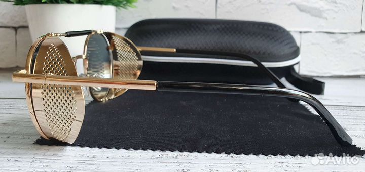 Солнцезащитные очки круглые новые